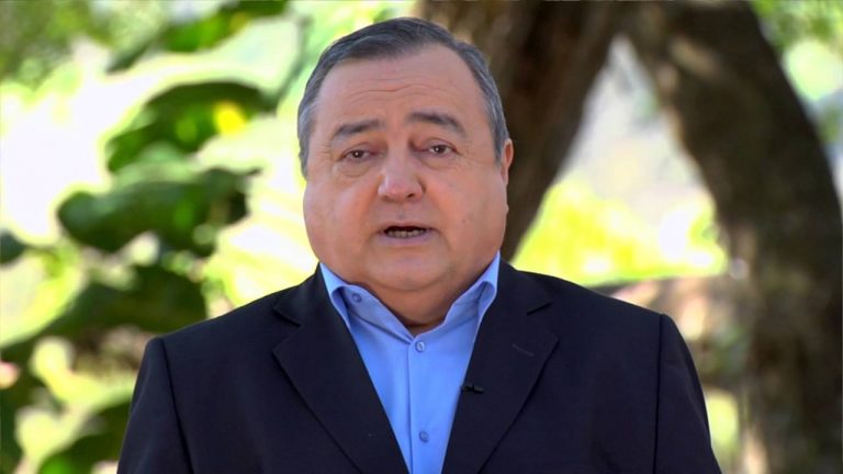 Los dos extractos.