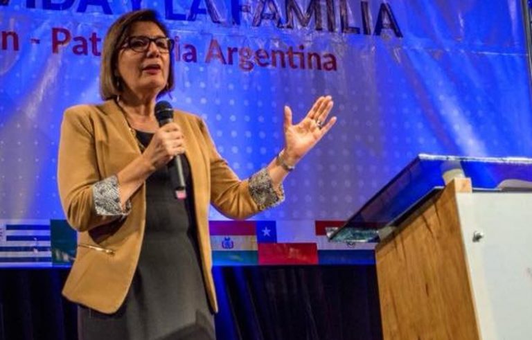 “Nuestros valores deben influir en políticas públicas y leyes para fortalecer las familias”