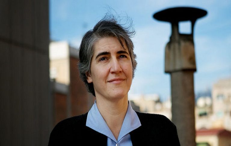 “Si laicismo es reducir la fe al ámbito privado, esto debilita el espacio público”