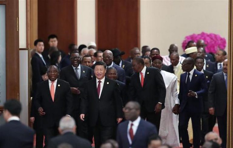 Protestantes en África se muestran preocupados porque “China sea el nuevo colono”