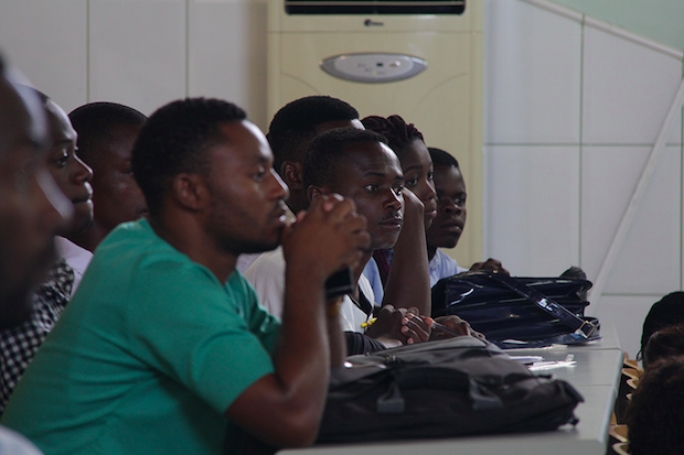 La formación especializada sanitaria en Guinea Ecuatorial avanza de la mano de una ONG evangélica